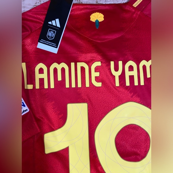 Spain 2024 Home #19 Lamine Yamal - Picture 4 of 4